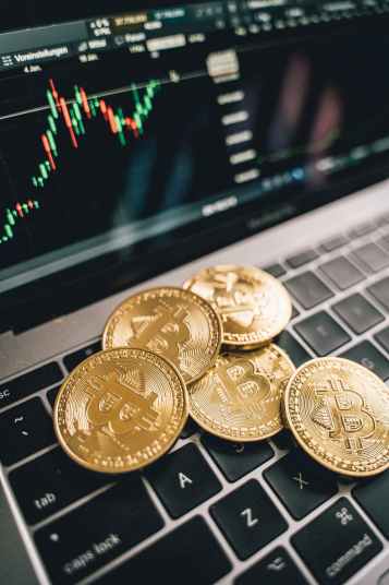 Bitcoin Reclaims $61,000 as Dovish Inflation Outlook Softens Market Fear